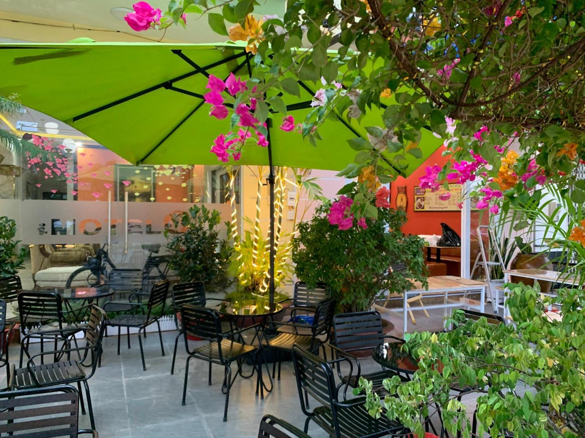 Imotel 6 Cần Thơ Extérieur photo